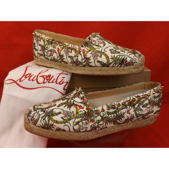 NIB LOUBOUTIN IVORY ARES CANVAS GOLD TONE STUDS SPIKES ESPADRILLES FLATS 39 - Picture 7 of 12